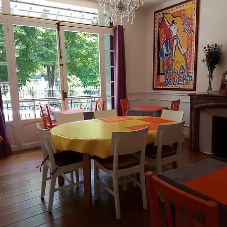 Otel Des Poetes Avec Parking Sur Reservation Béziers