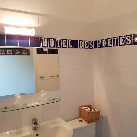 Hotel Des Poètes Avec Garage Privé 2*