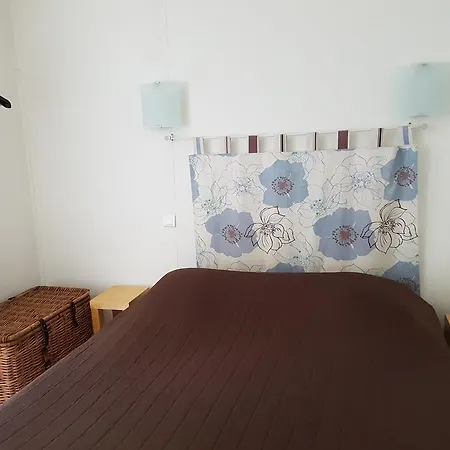 Des Poètes Avec Garage Privé 2* Béziers